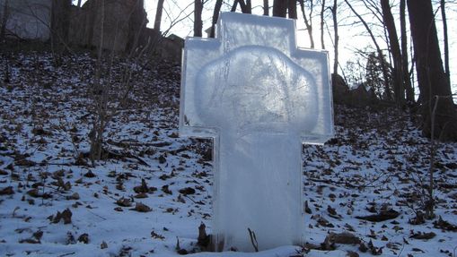 Eiskreuz im Salesgraben Bild 84