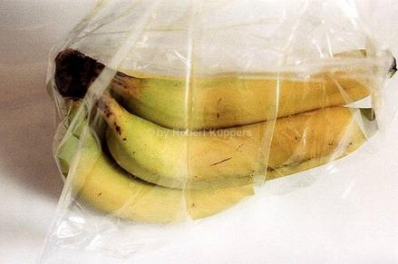 Bananas, 2003