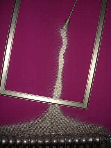 aus dem rahmen gefallen