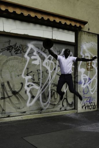 LIK-Street Style & Fashion-Tag 1-03