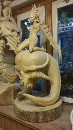 Kleinesch�delkoppfrau2