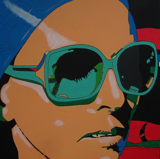 sunglasses stretched